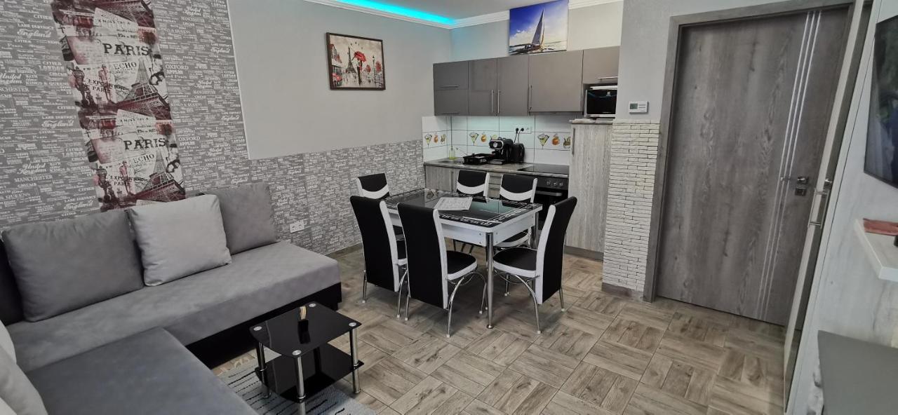 Sweet&Center Wellness Apartman Siófok Zewnętrze zdjęcie