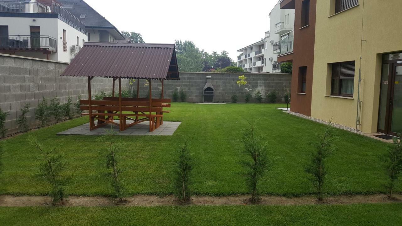 Sweet&Center Wellness Apartman Siófok Zewnętrze zdjęcie